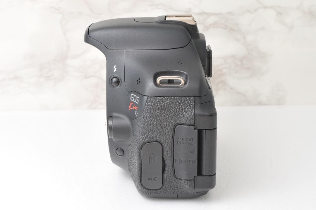 ショット数新品級❣️Canon EOS Kiss X5⭐️スマホ転送 キヤノン