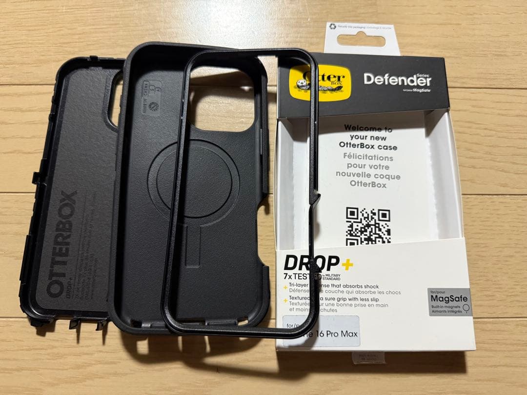 美品OtterBox Defender iPhone 16Pro max ケース