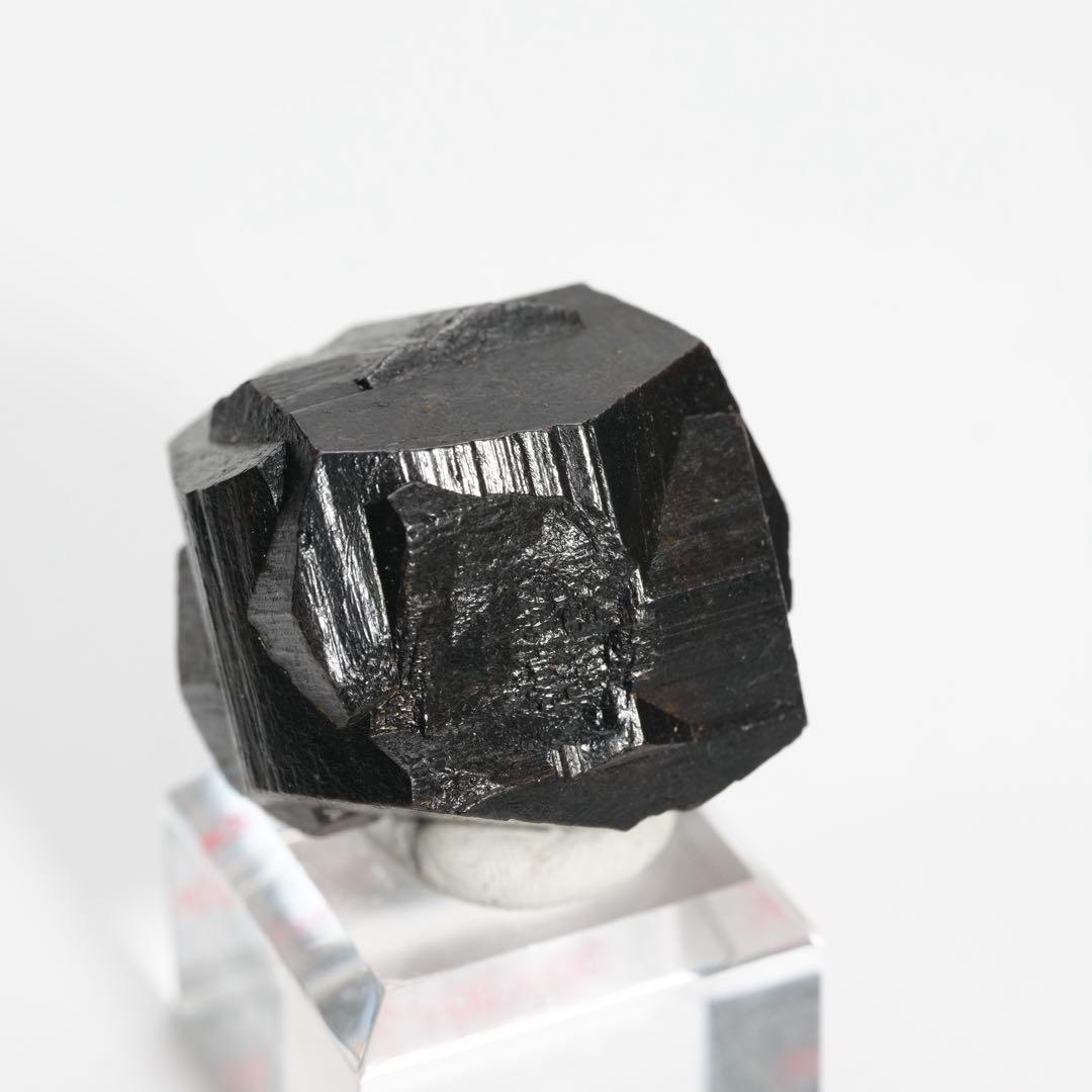 【十字のクロスが綺麗】アイアンスクエアパイライト 33×31×35mm