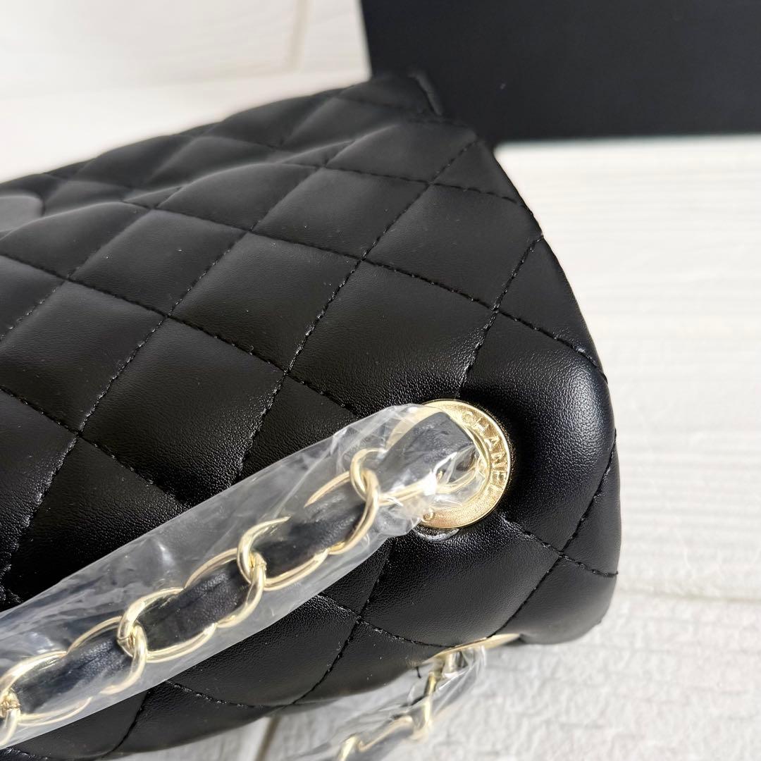 む*き様 CHANEL シャネル　ノベルティ チェーンバッグ