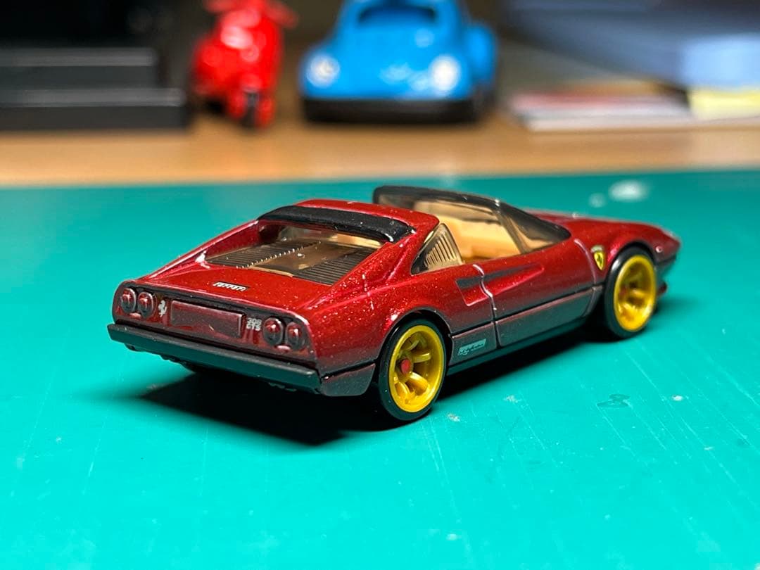 ホットウィール Ferrari 308 GTS Quattrovalvole ②