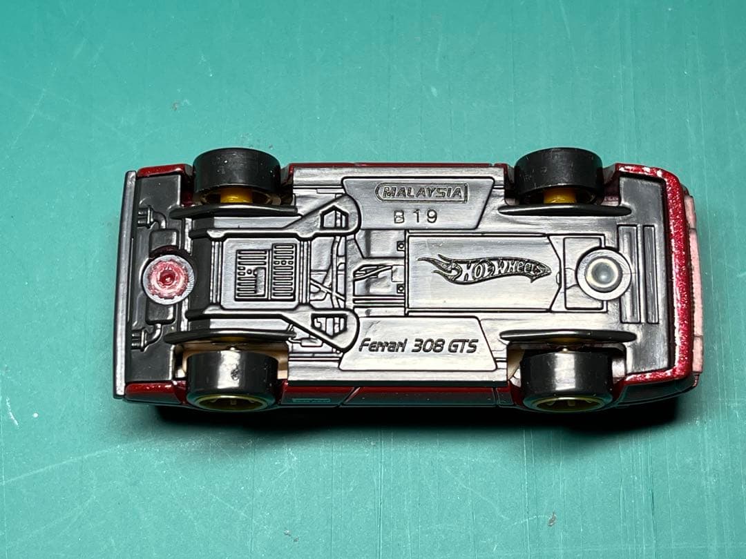 ホットウィール Ferrari 308 GTS Quattrovalvole ②