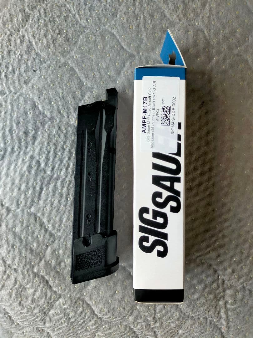 SIG M17 M18 VFC co2マガジン BK ホワイトバルブ 希少