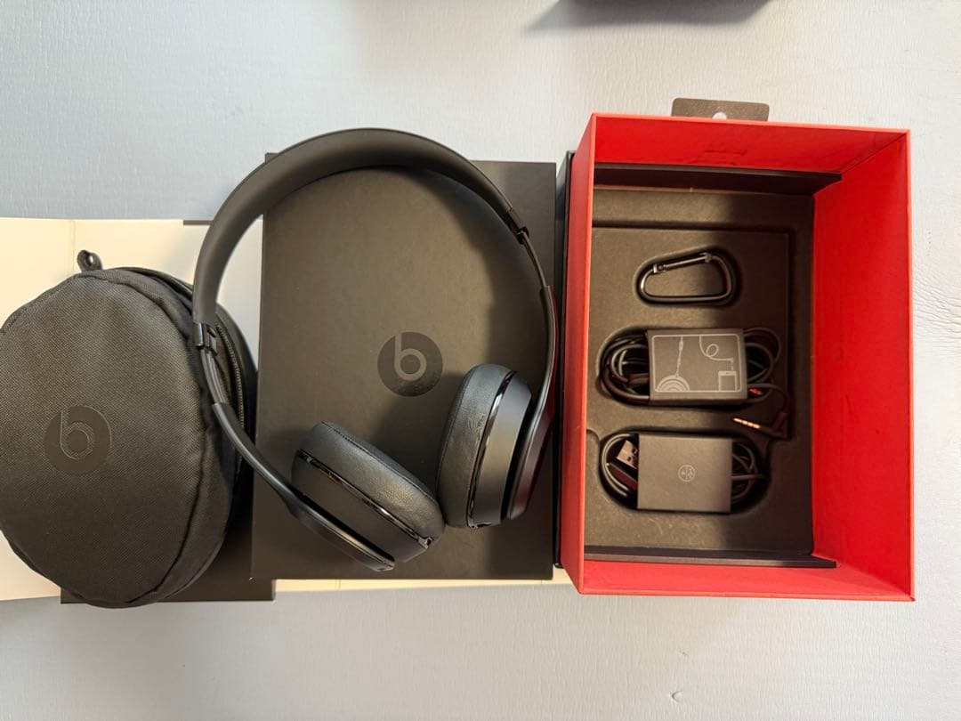 beats solo3 wireless 特別版 ブラック