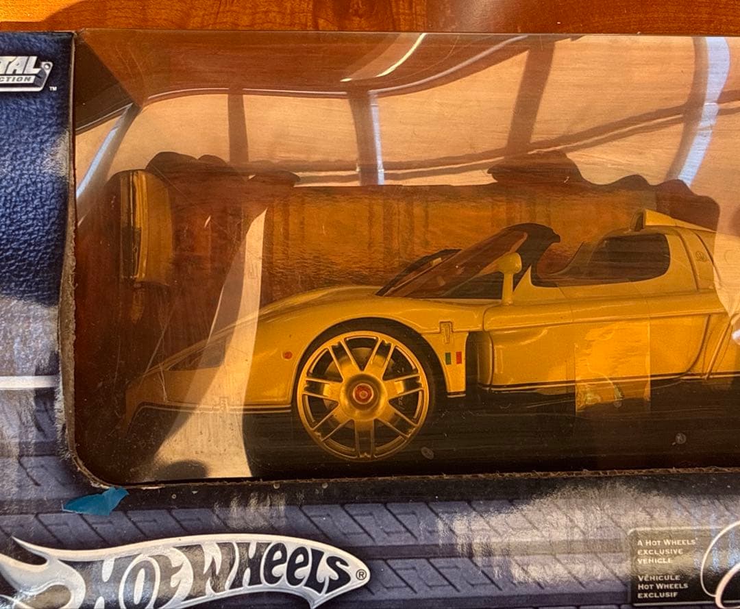 No.50 マセラティのスーパーカー「MC12」ミニカー