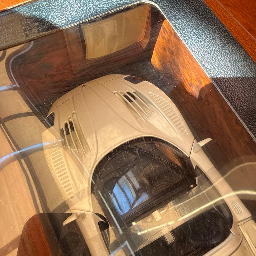 No.50 マセラティのスーパーカー「MC12」ミニカー