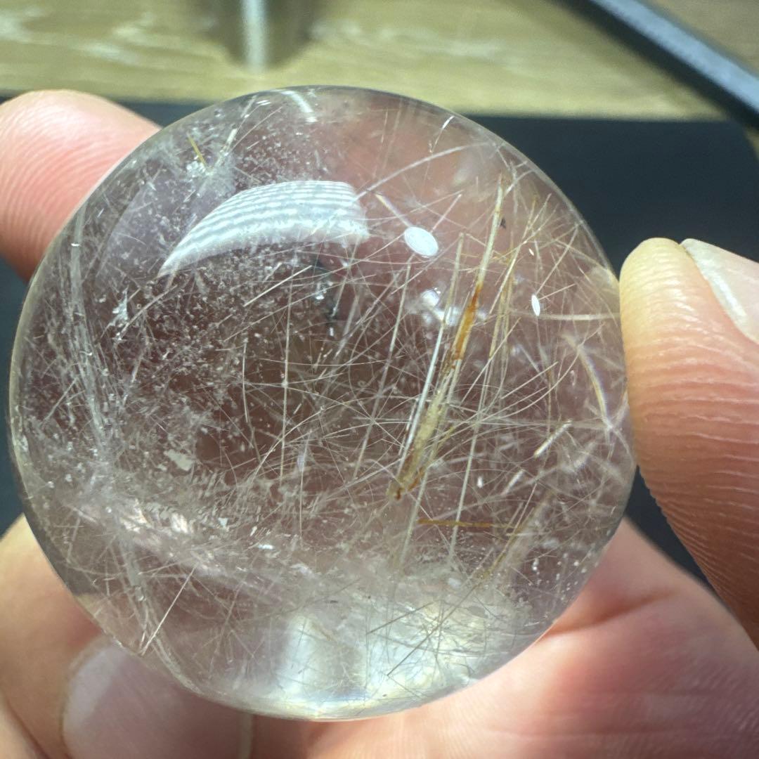高透明 ルチルクォーツ スフィア 約31mm 多色針 水晶玉