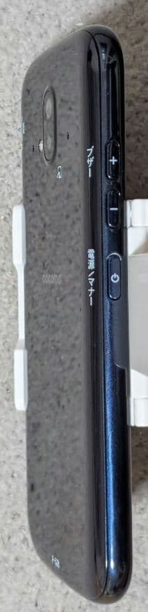 らくらくスマートフォンF-52B Docomo 5G対応