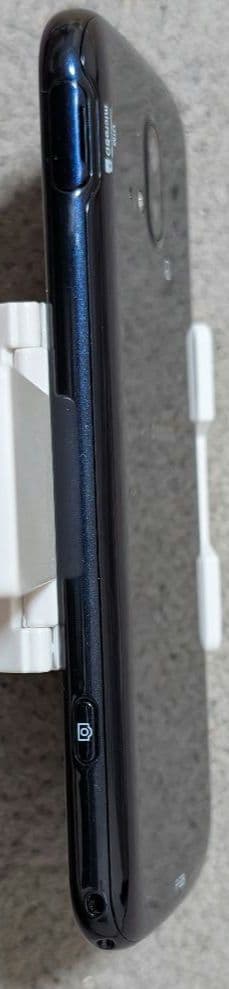 らくらくスマートフォンF-52B Docomo 5G対応