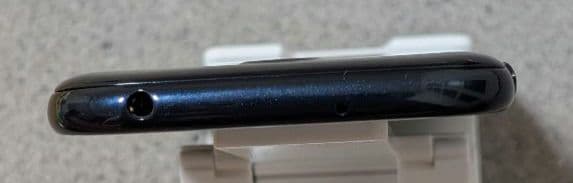 らくらくスマートフォンF-52B Docomo 5G対応