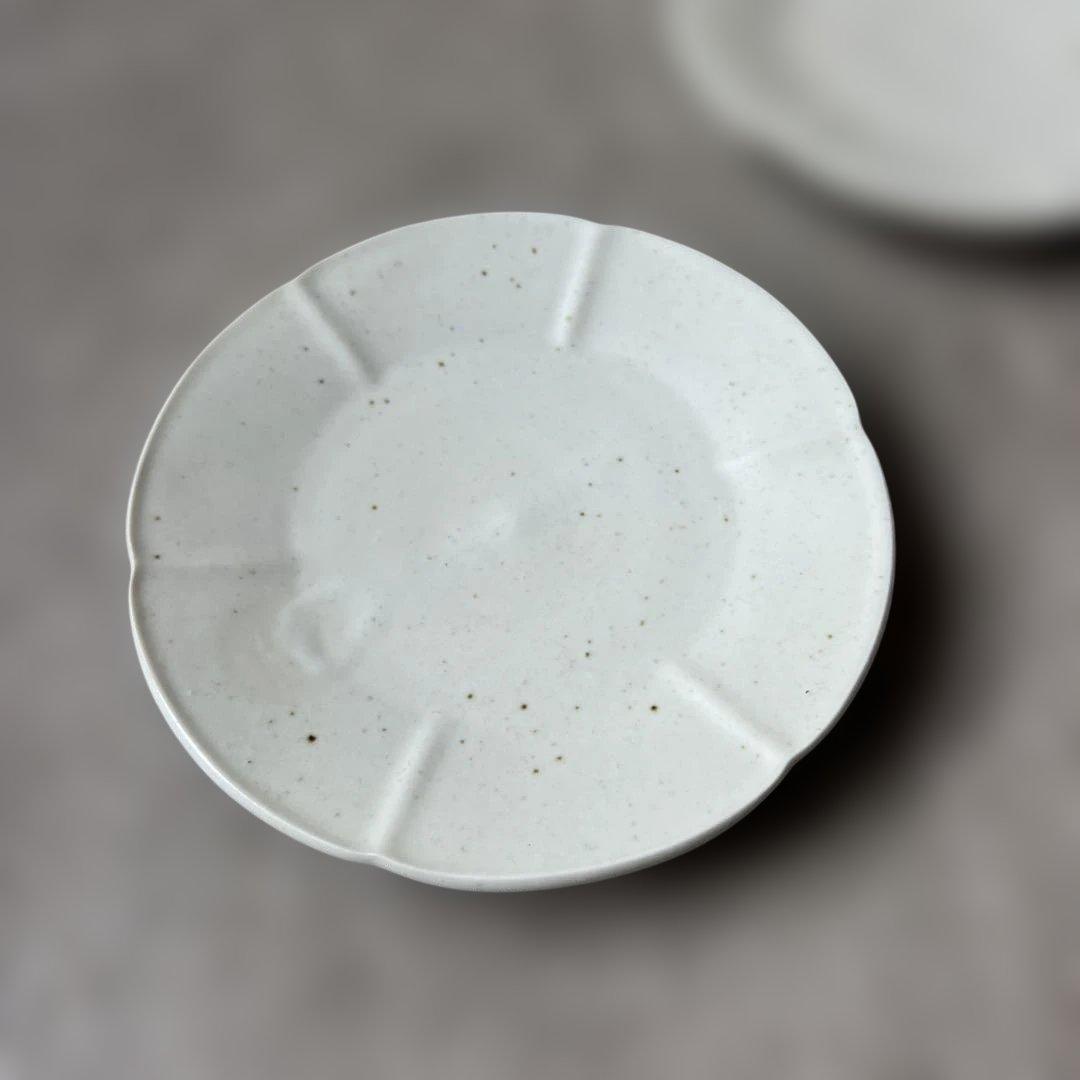 境知子さん　輪花皿　2枚セット