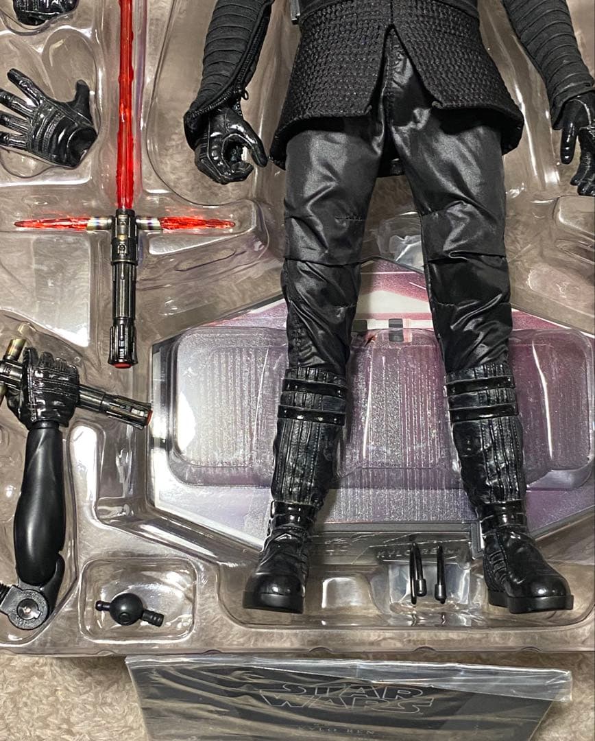 ホットトイズ ムービーマスターピース レイ カイロレン スターウォーズ2体セット