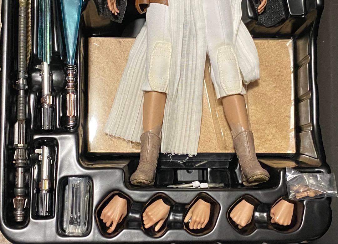 ホットトイズ ムービーマスターピース レイ カイロレン スターウォーズ2体セット