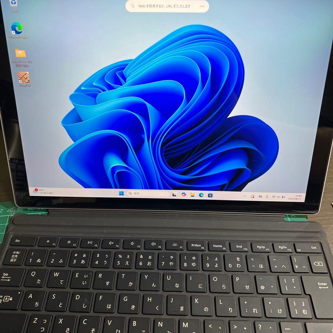 Microsoft Surface Pro 7+ 本体 8gb 256gb