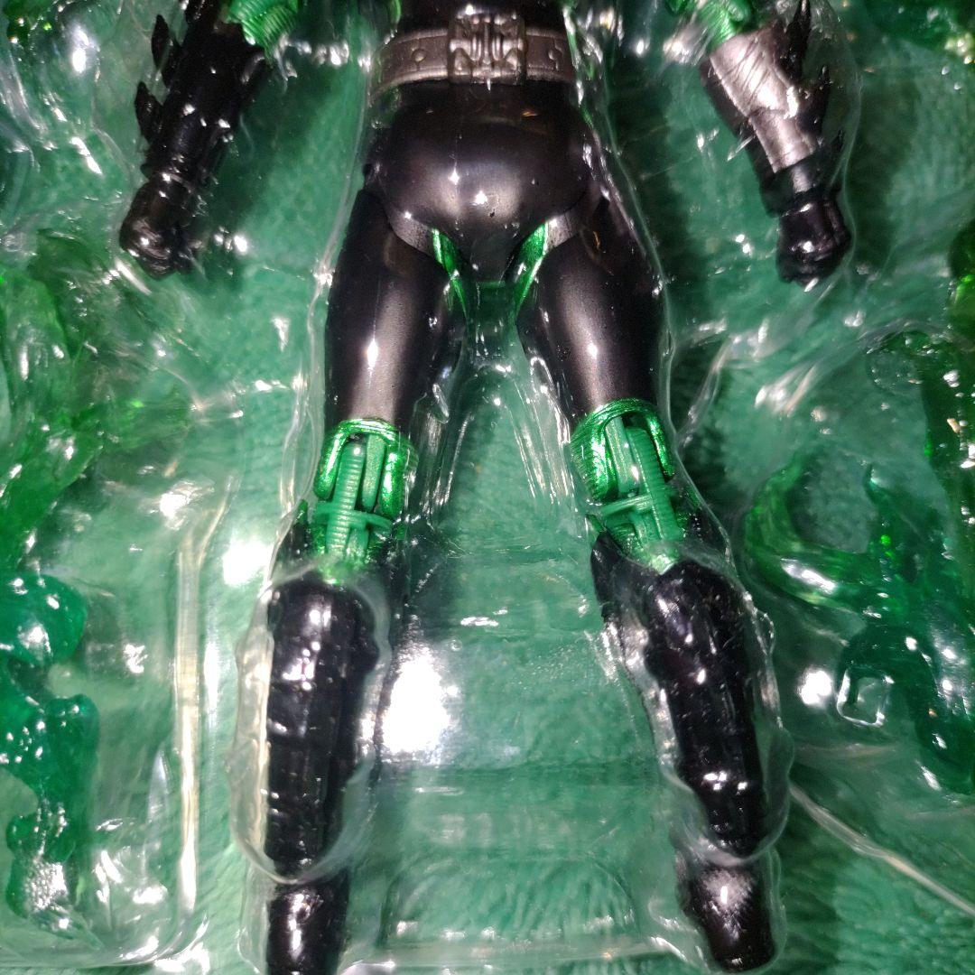 【限定 ver.】S.H.Figuarts 仮面ライダーアマゾン ニューオメガ