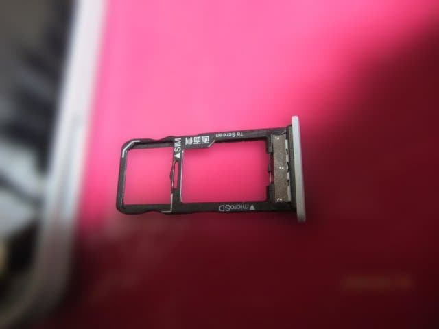 aquos　wish　3　a302sh os:14　初期化済　36-8605