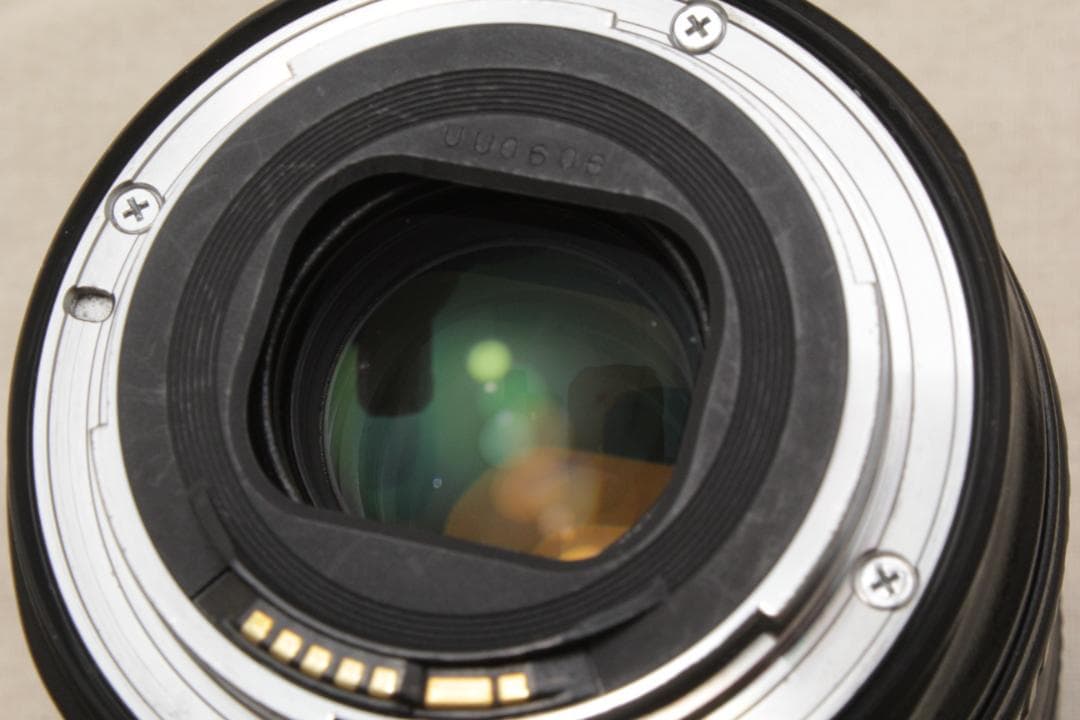 Canon EF 24-105mm f4 L IS USM　Lレンズ