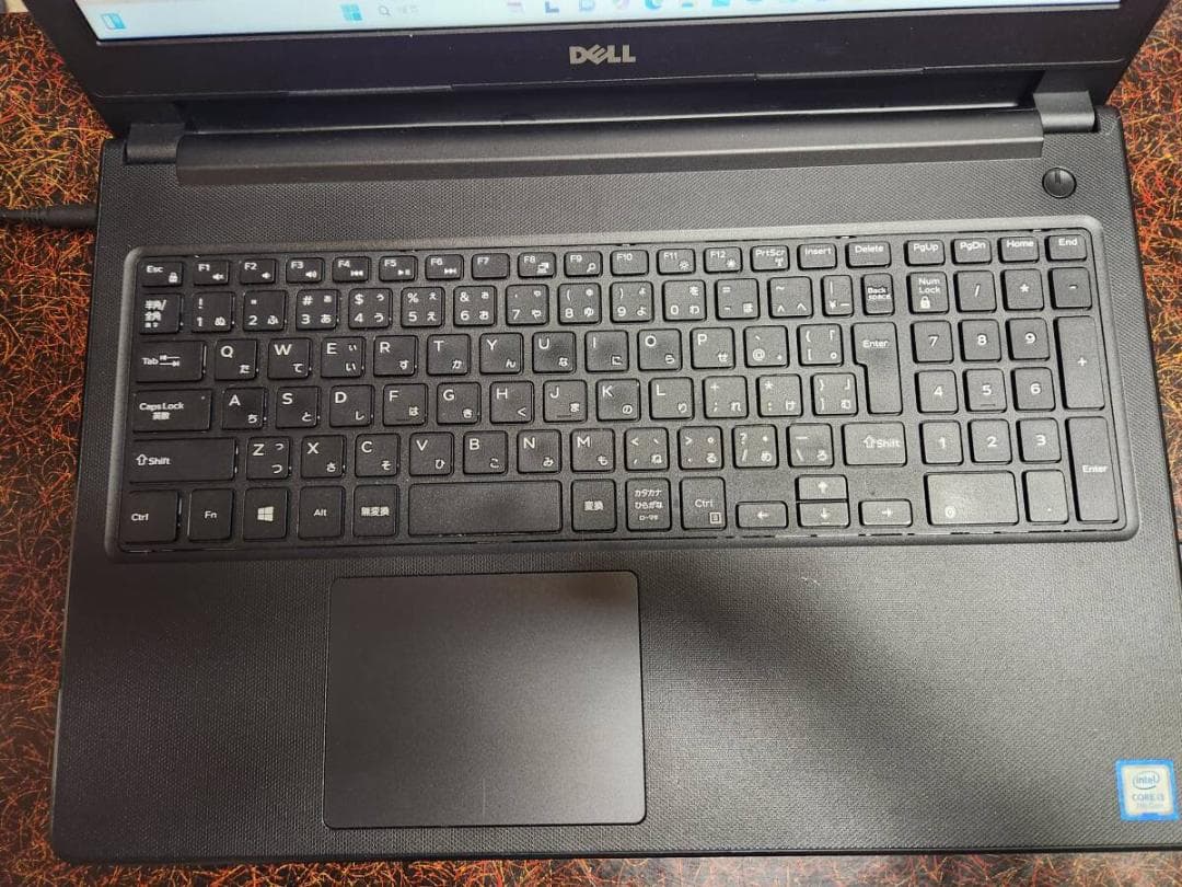 DELLノートパソコン　SSD 128GB　メモリ4GB　7世代　軽量