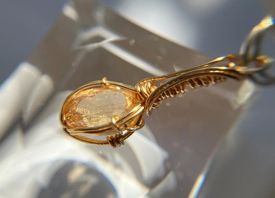 宝石質 インペリアルトパーズ ペンダントトップ◇