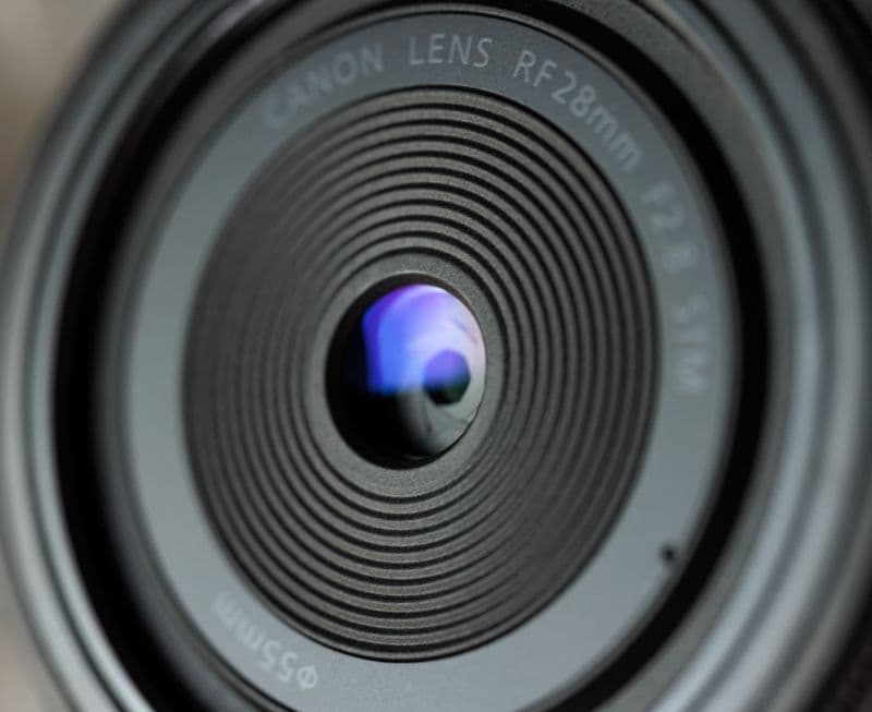 Canon RF 28mm f/2.8 単焦点レンズ