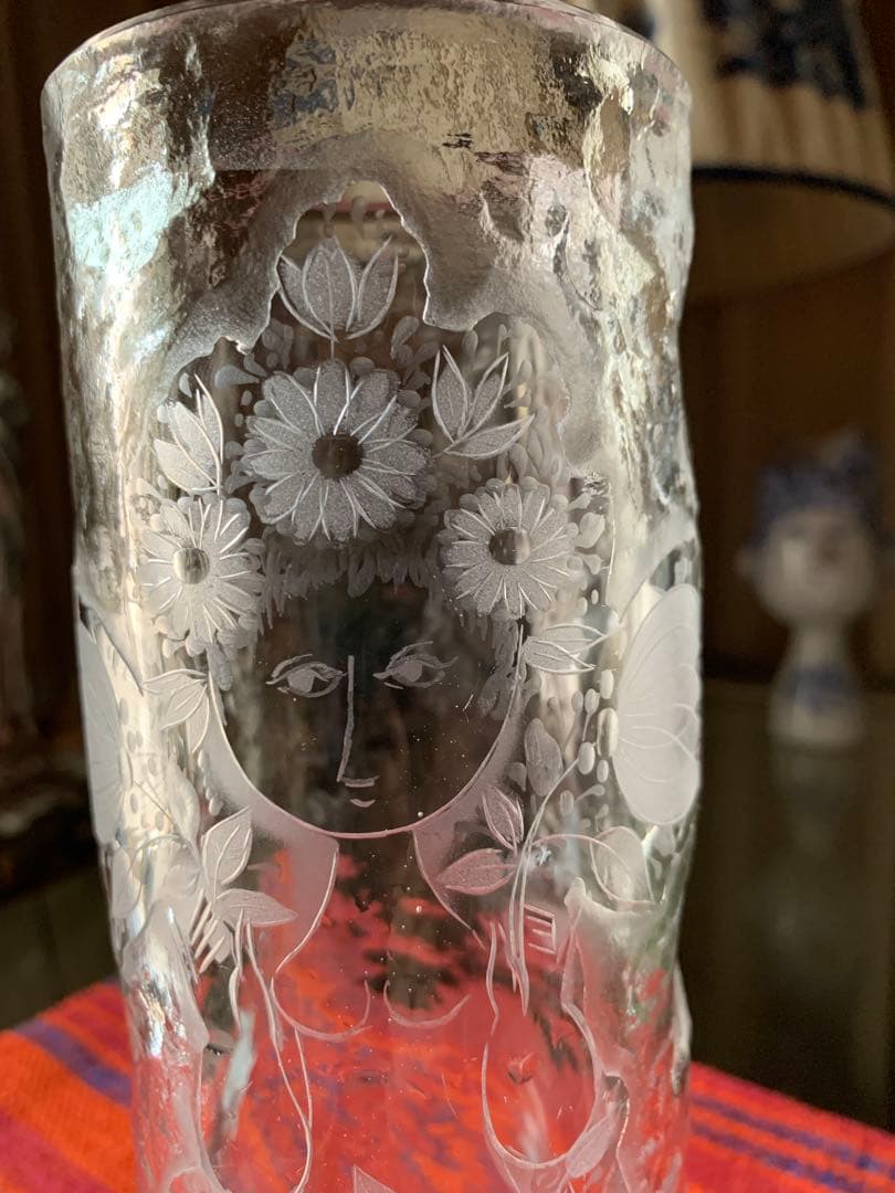 ビヨンヴィンブラッド　激レア・ビンテージ・ローゼンタール社クリスタル少女花瓶！