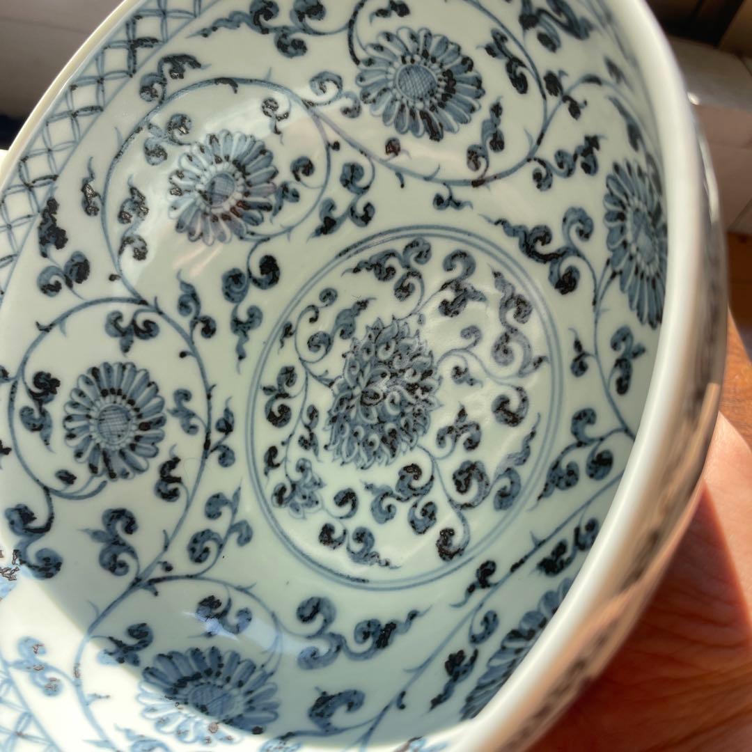 希少美品　明初期　染付青い花柄の陶器ボウル