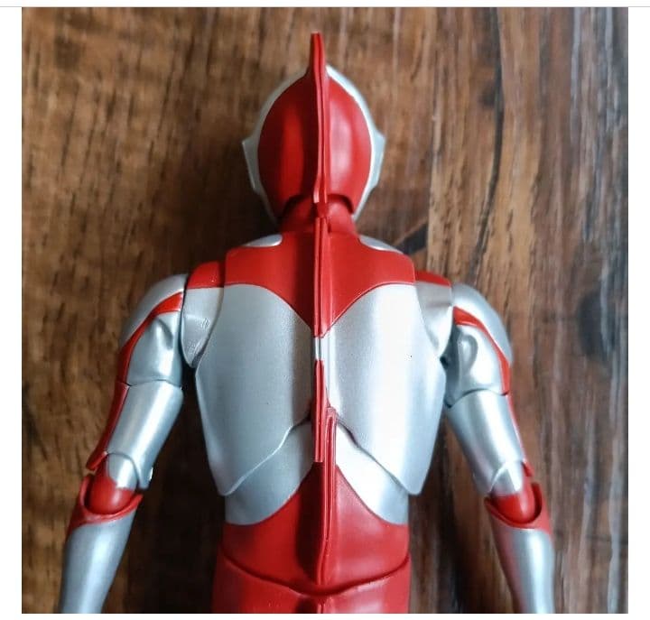 極美品 真骨彫製法 ウルトラマン【職人検品・微細な塗装ムラあり】