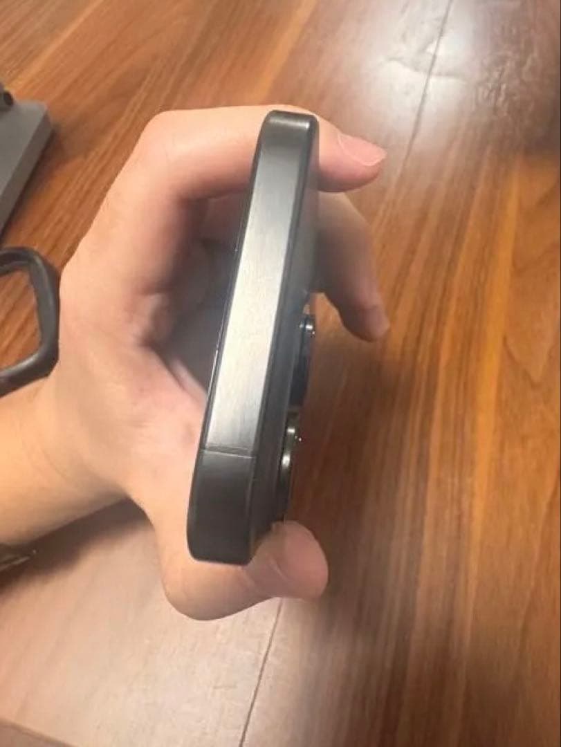 最大容量100% iPhone 15 Pro 128GB