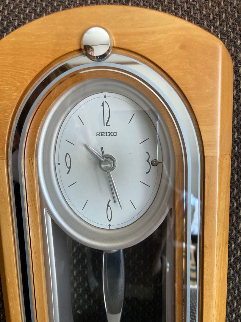 美品！SEIKO 木製 電波置き、掛け時計 オーバルデザイン