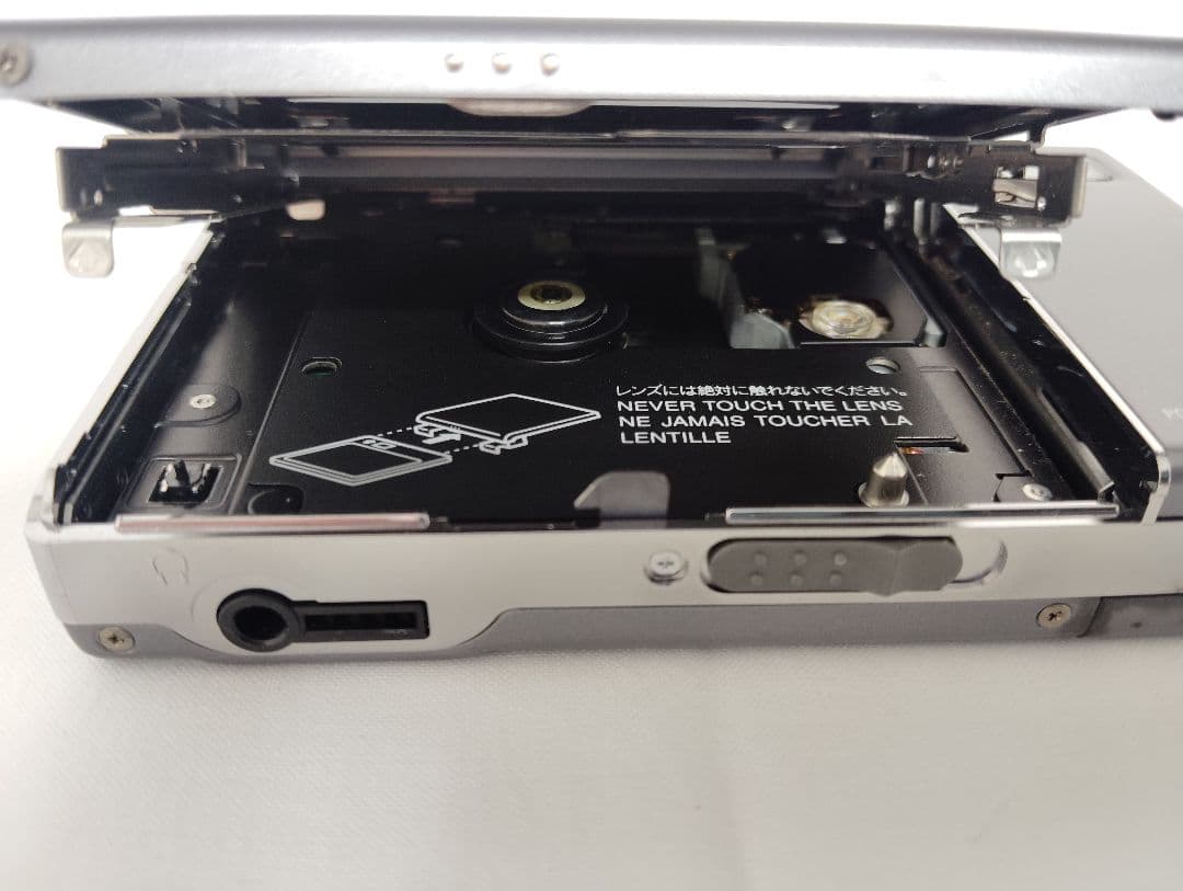 ジャンク SONY MDウォークマン MZ-E3 ポータブルMDプレーヤー