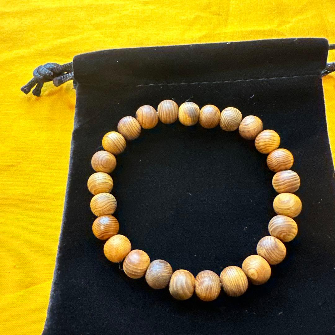 屋久杉超油木　８ミリ25珠ブレスレット