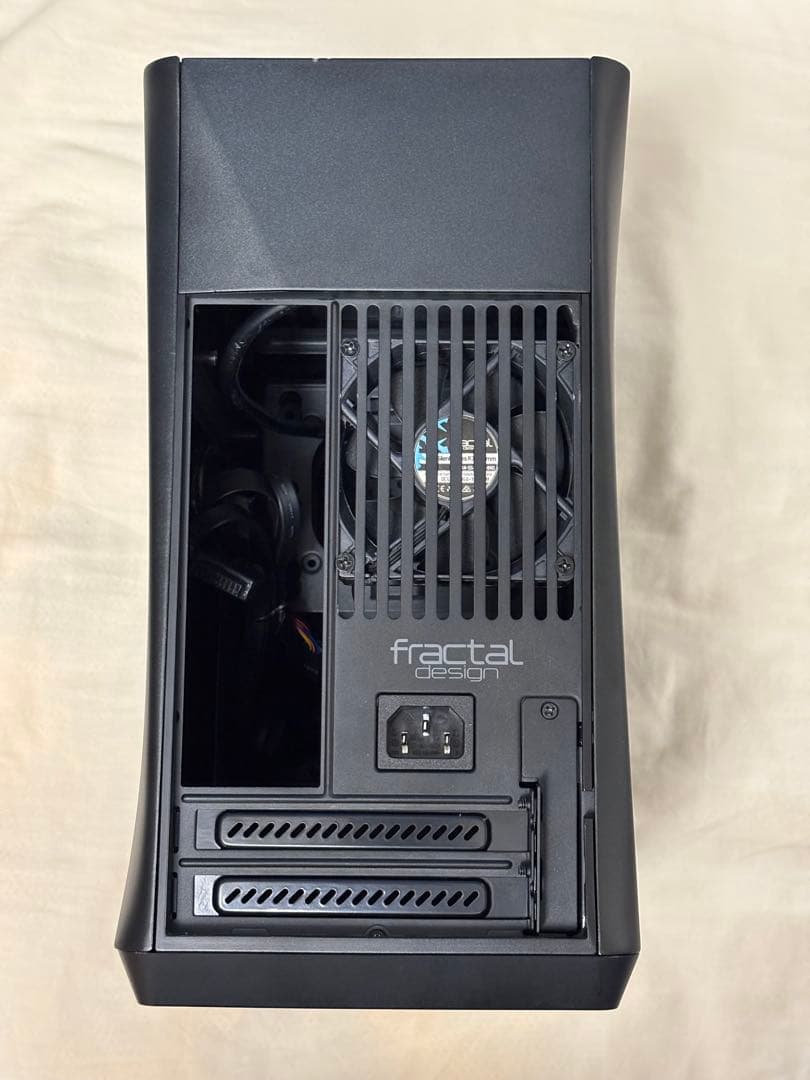 PCケース(自作PC用) Fractal Design era itx black