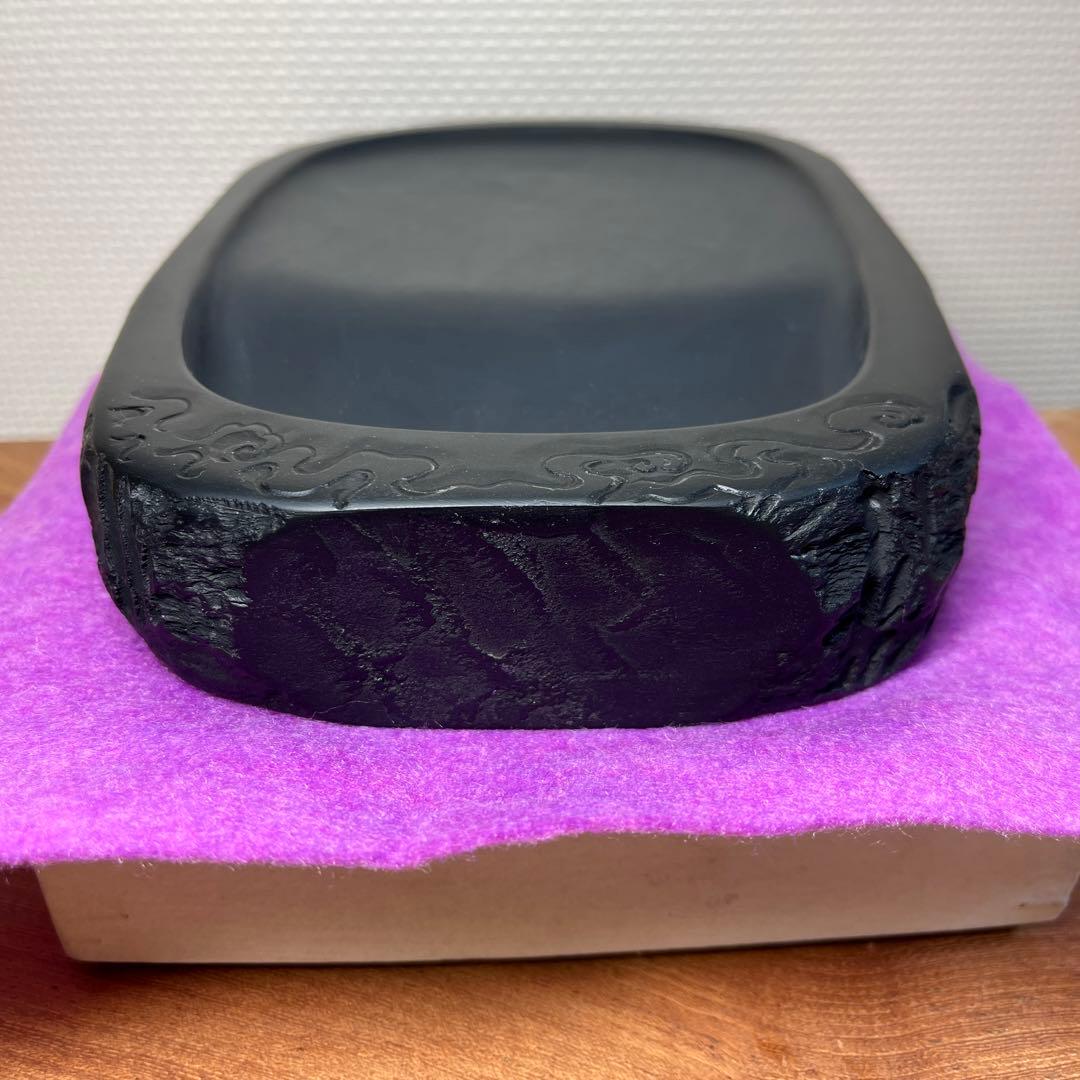 ⭕️雨端硯　名工　12代　雨宮弥兵衛　縁に昇雲を彫刻　程度良い　大型自然硯