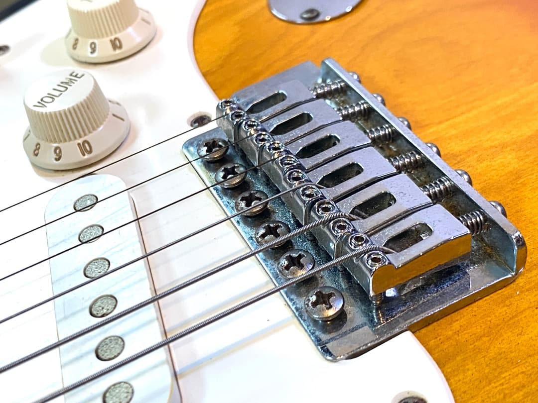 音出し動作確認済み Maison ストラトキャスター タイプ エレキギター 本体