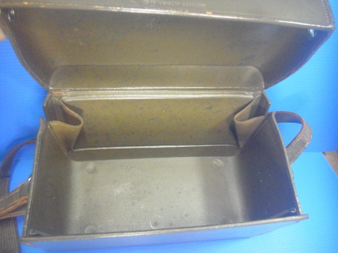 【２個セット】ライカ純正　カメラバッグとケース　革　ビンテージ　入手困難