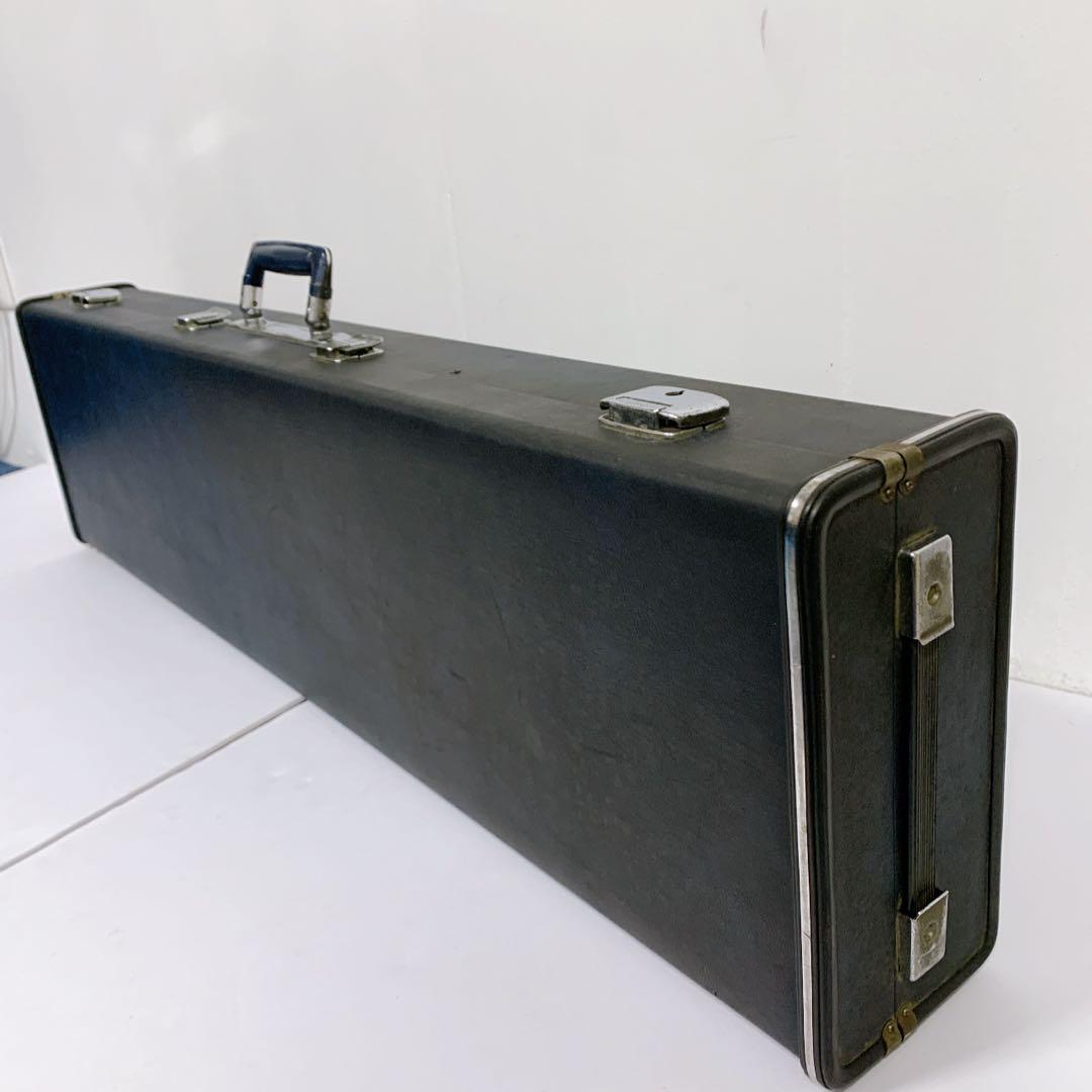 【送料込】高級 三味線 中棹 紅木 津軽張り 東触り 丸打ち胴 ケース付き