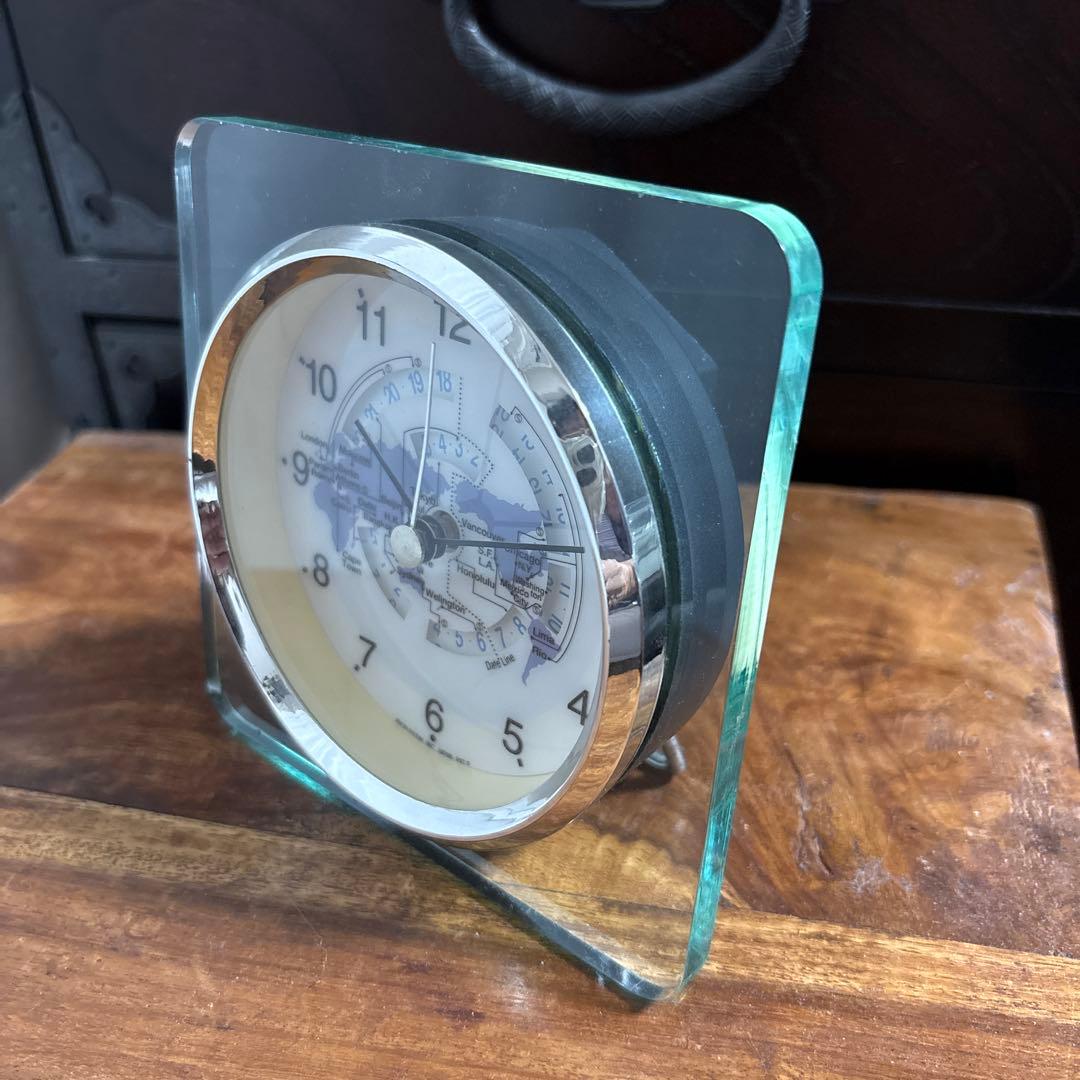 世界時計 スタイリッシュ 置時計