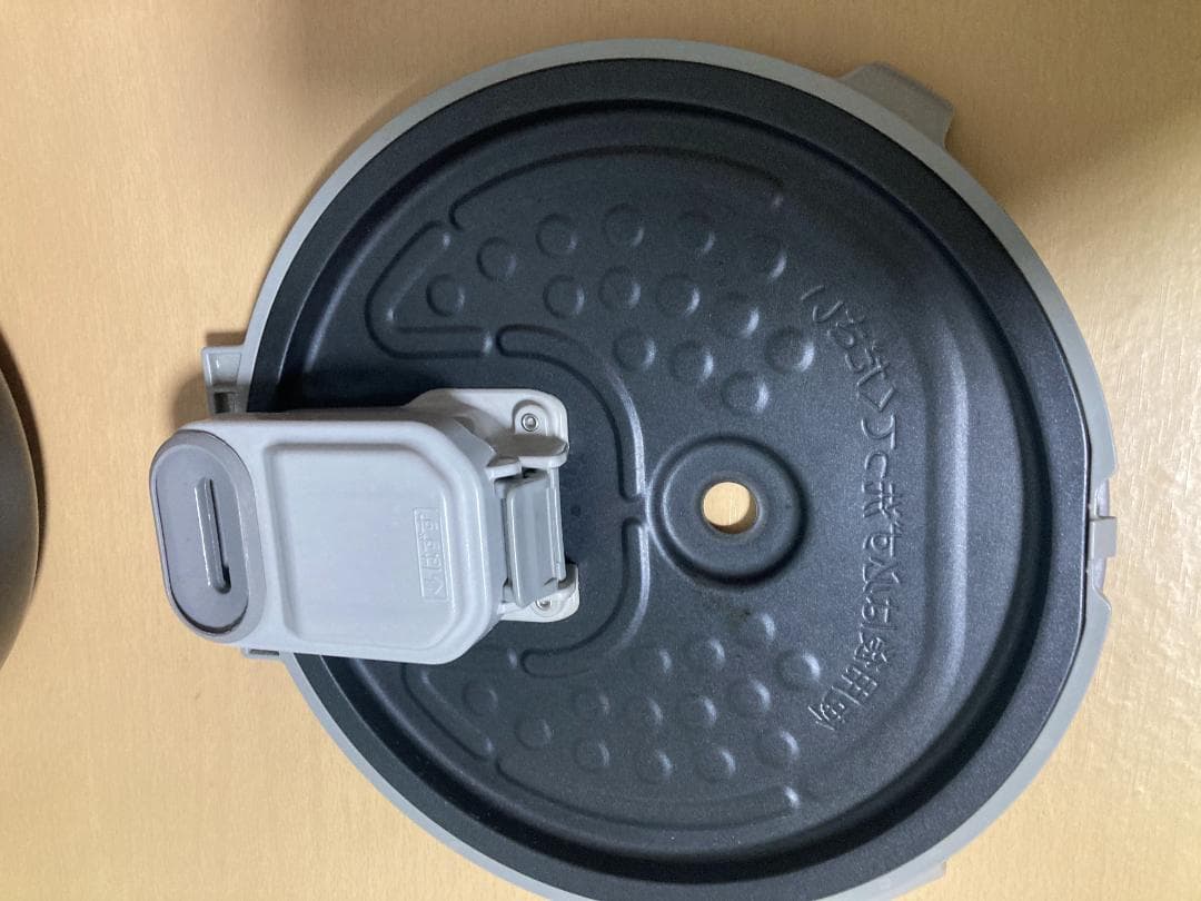 ★★★三菱ーIH炊飯器炭炊釜　NJ-VX106-形★★