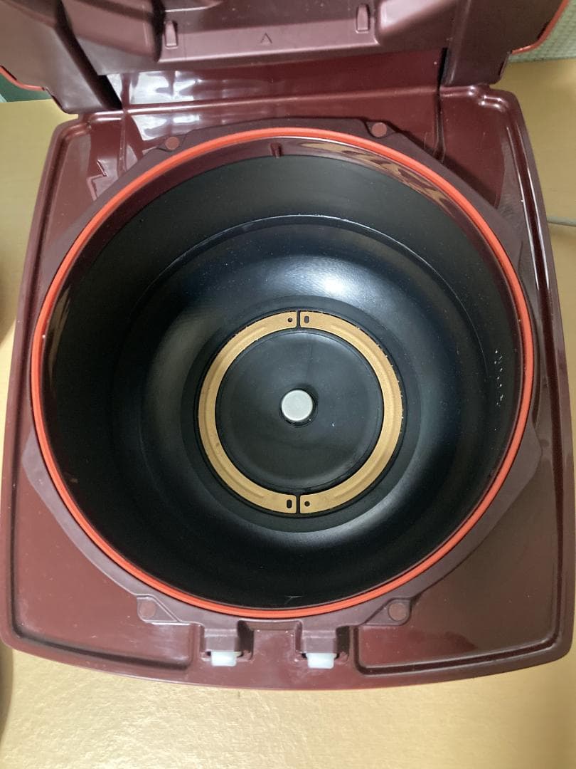 ★★★三菱ーIH炊飯器炭炊釜　NJ-VX106-形★★