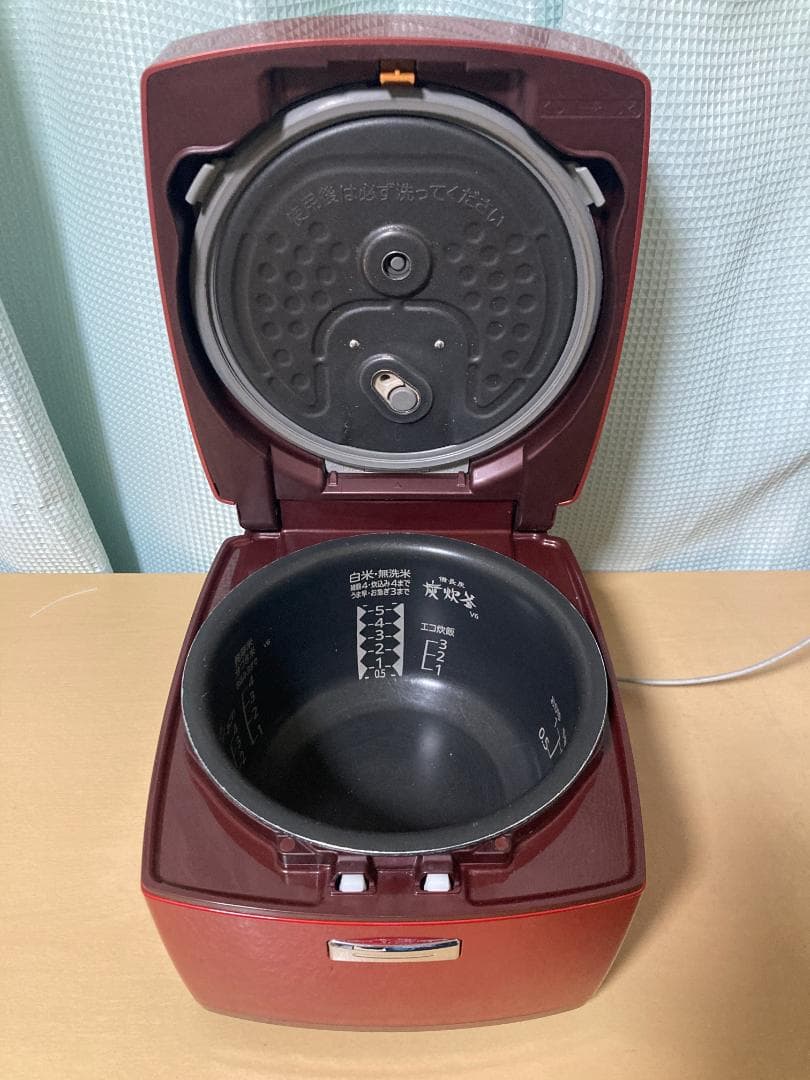 ★★★三菱ーIH炊飯器炭炊釜　NJ-VX106-形★★