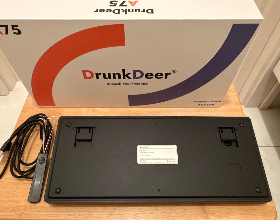 【極美品】DrunkDeer A75 メカニカルキーボード