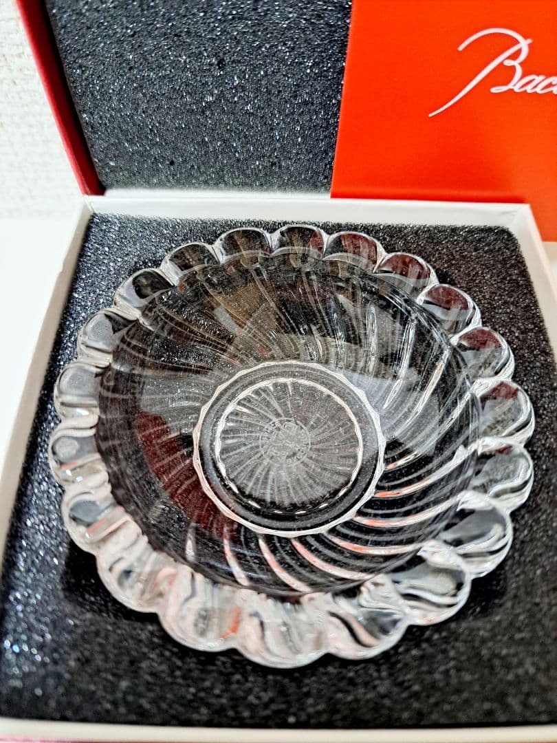 Baccarat バカラ クリスタル小皿 トレイ 灰皿 フリルエッジ