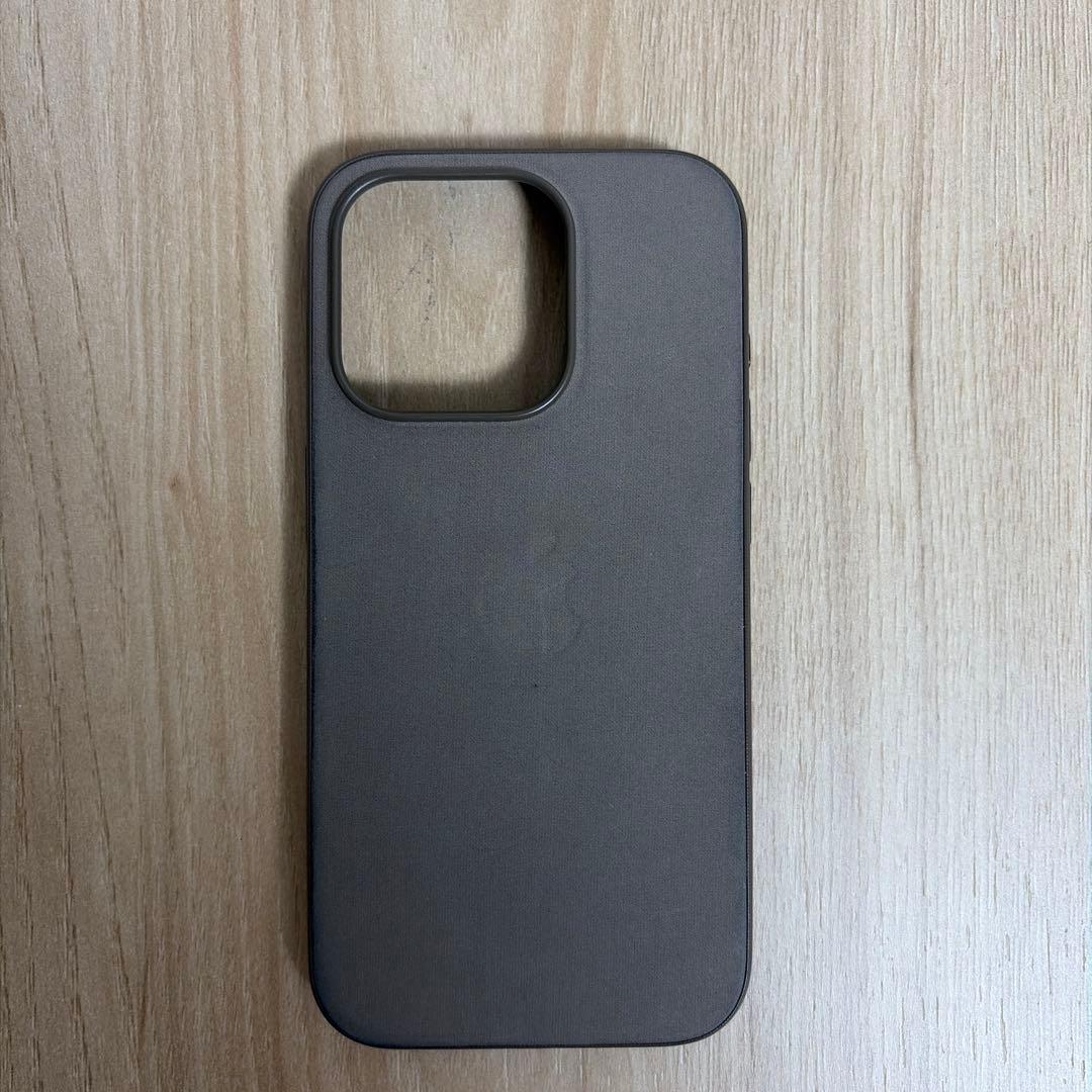 iPhone15Pro ホワイトチタニウム　本体