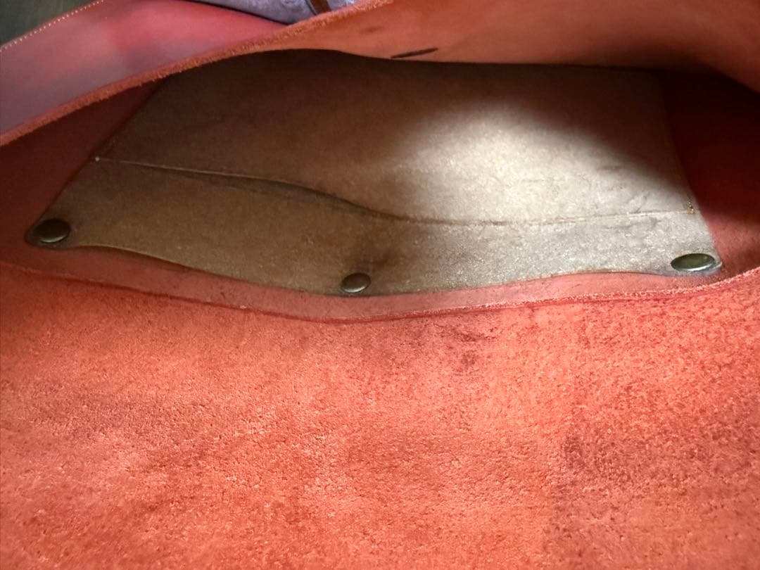 赤 レザー ショルダーバッグ