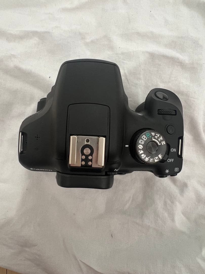 Canon EOS Kiss X90 デジタル一眼レフ　標準ズームレンズキット