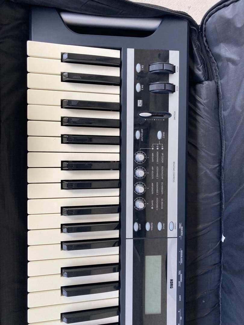 KORGキーボードX50/アダプター・専用ケース付