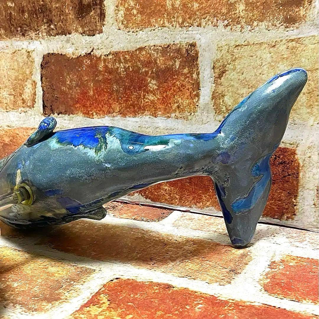 ハワイマウイ島クジラ置物