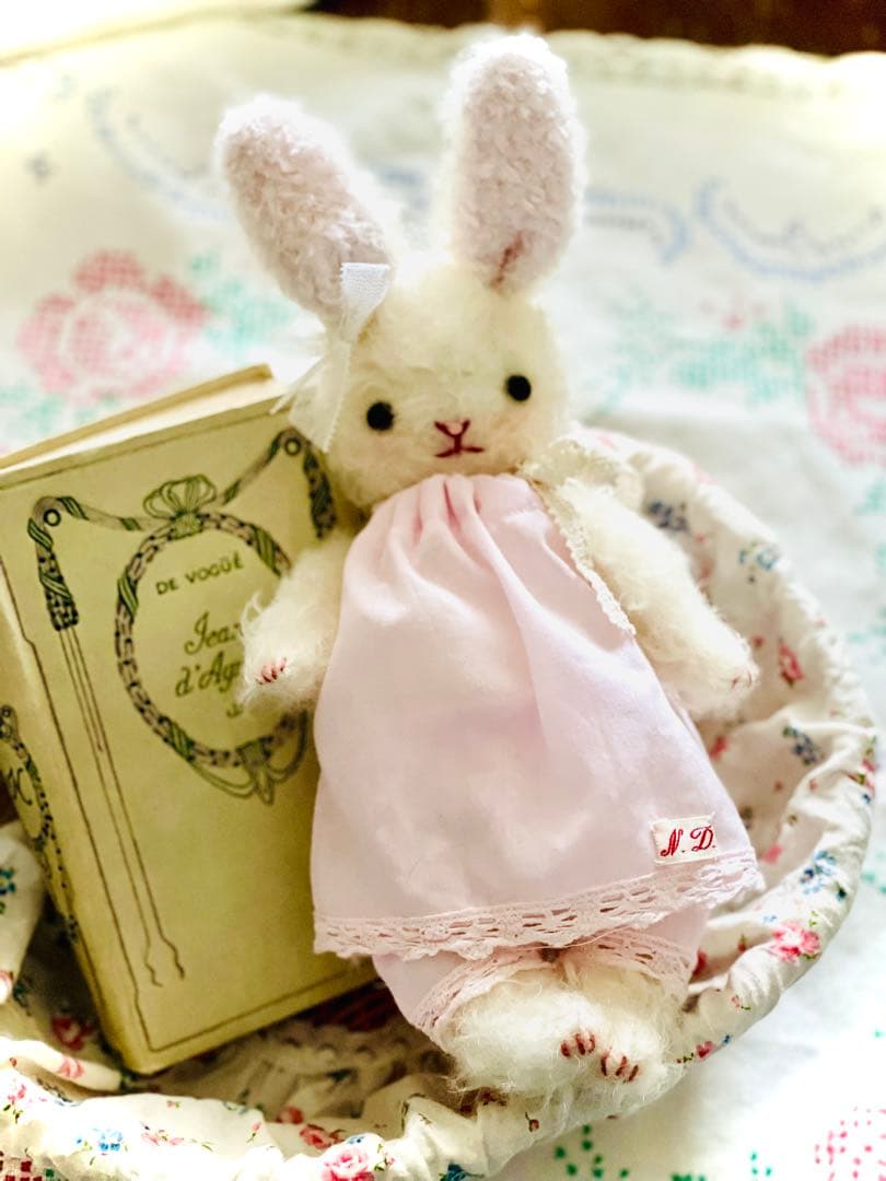 テディうさぎ　甘くて可愛いうさぎちゃん　テディベア