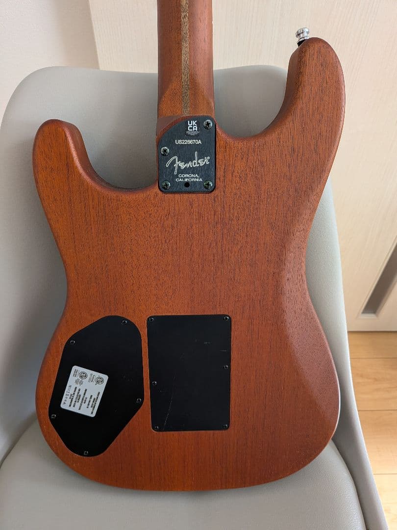 Fender American Acoustasonic ストラト