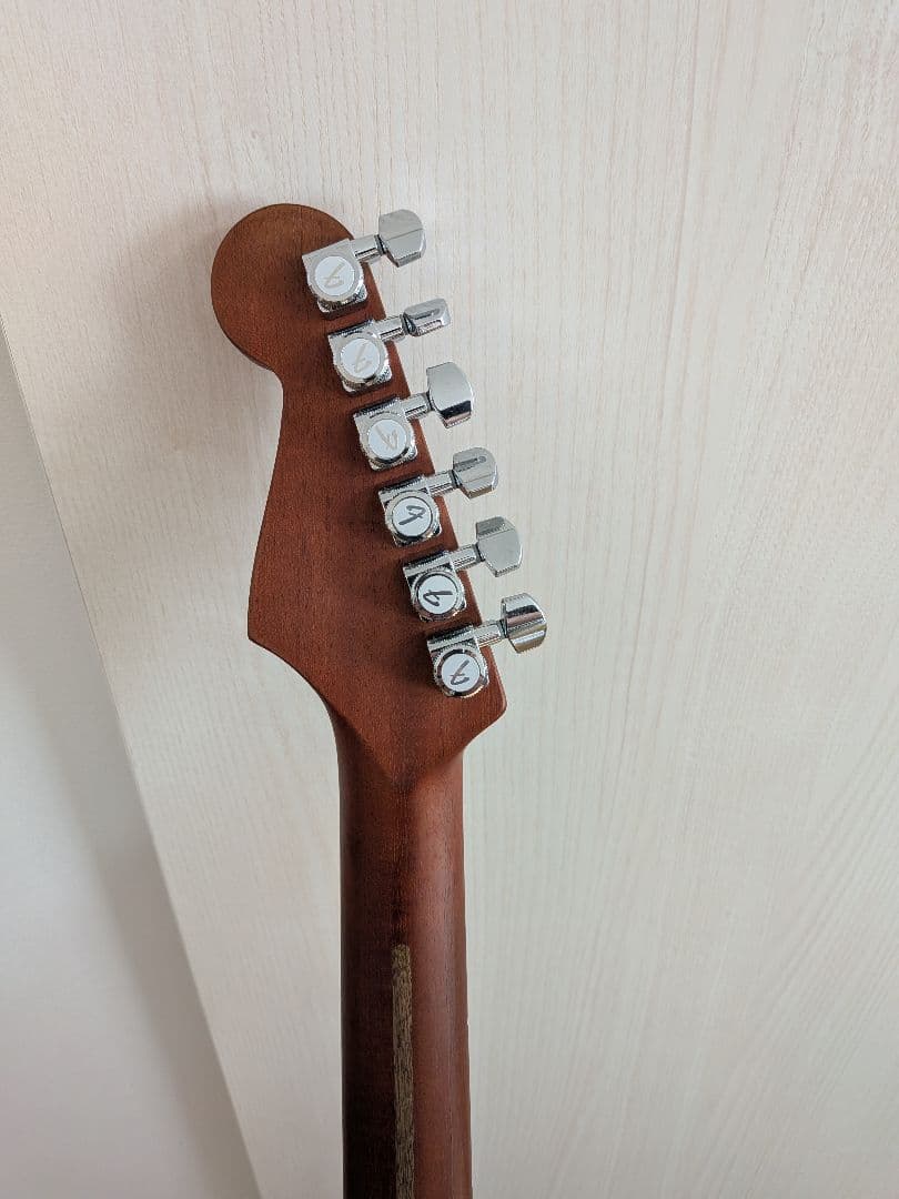 Fender American Acoustasonic ストラト